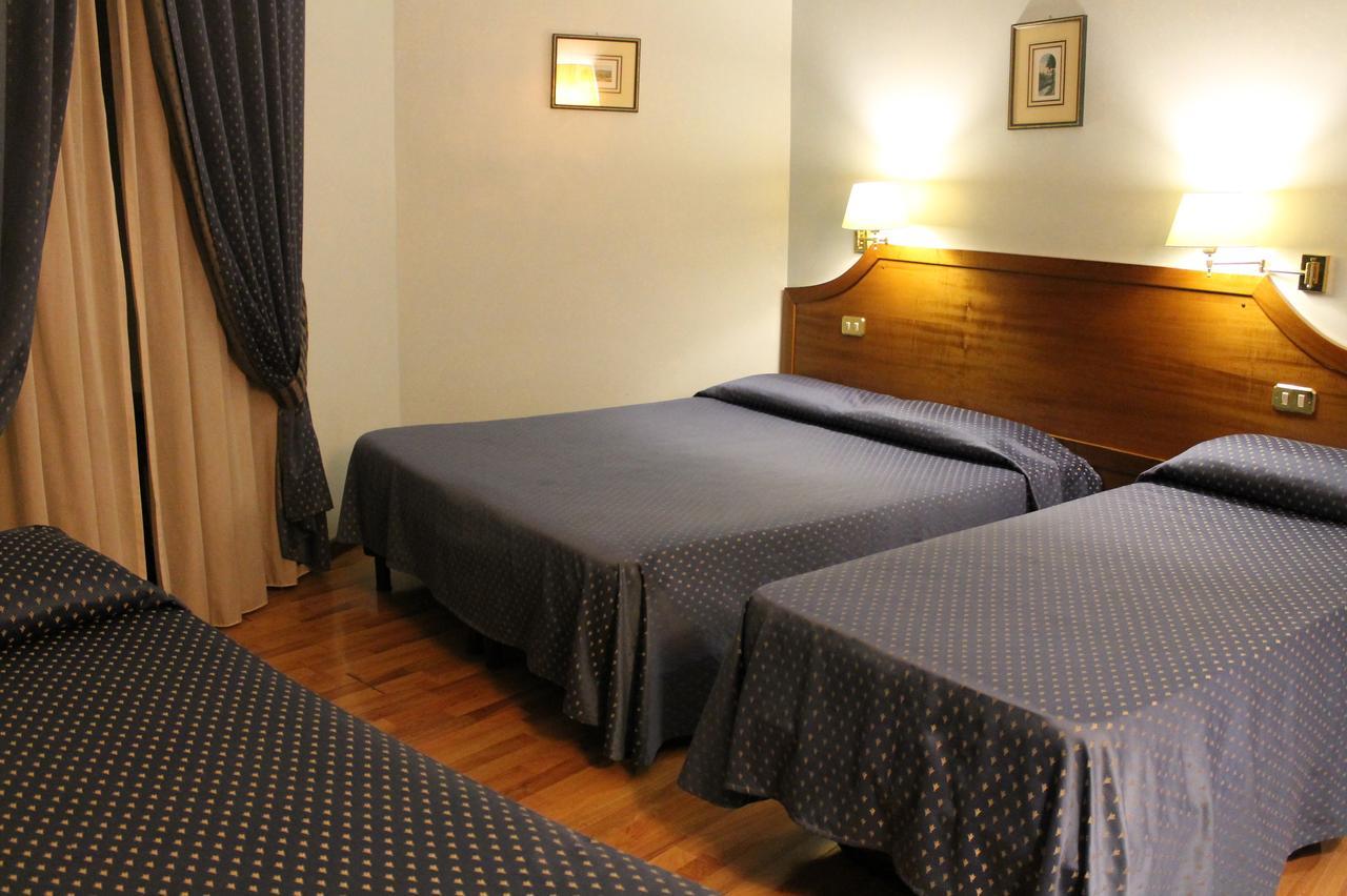 Piccolo Fiore * Roma
